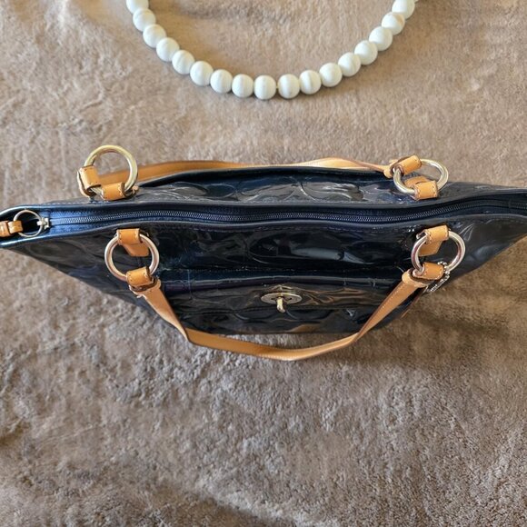 Coach Leah Embossed Patent Leather Tote Bag Navy Blue Tan Trim Turnlock Shoulder - Picture 11 of 16